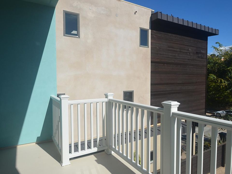 Apt Balcony