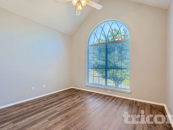 5th image of 4649 Devonshire Dr
