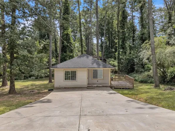 332 Lee St, Forest Park, GA 30297