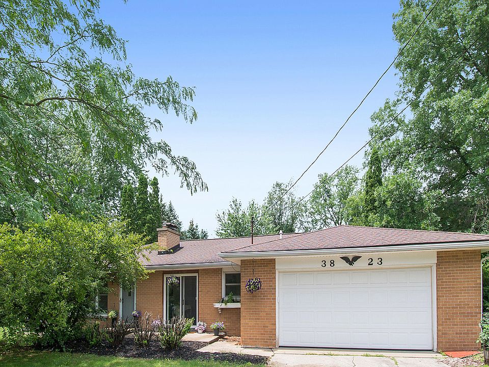 1st image of 3823 Woodmere Ln