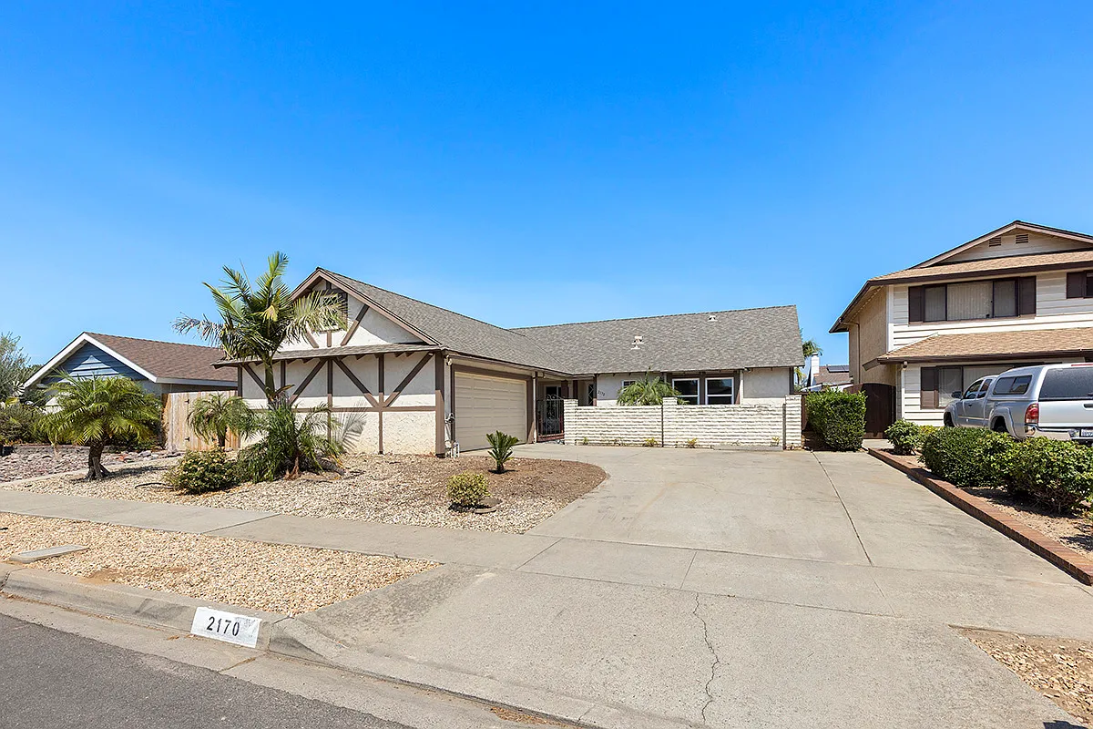 4 bed, 1653 sqft, $3,980 — Photo 3