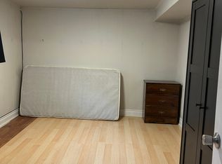 30 Callowhill Dr #1, Toronto, ON M9R3L2