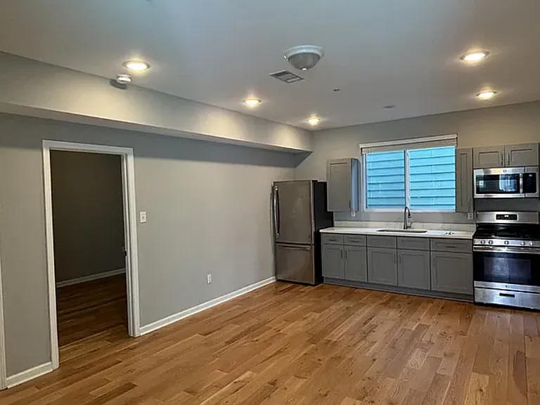 Kitchen / Living Room