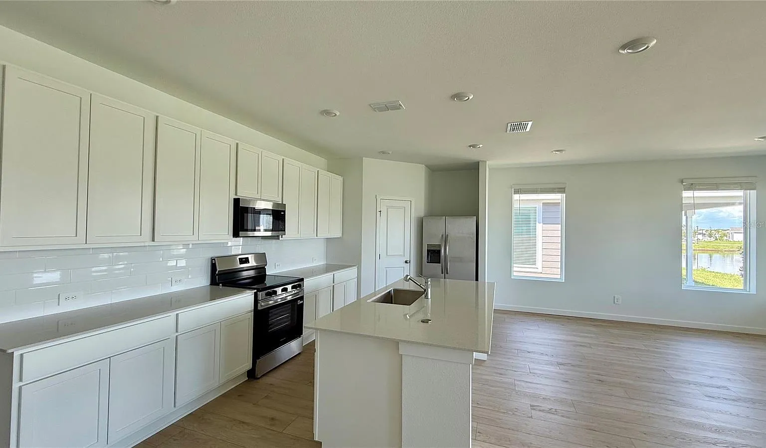 5515 Guava Ct — Photo 3