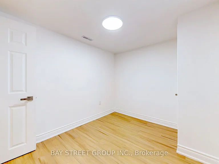 147 Roywood Dr — Photo 23