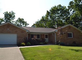 537 Raintree Dr, Danville, IN 46122