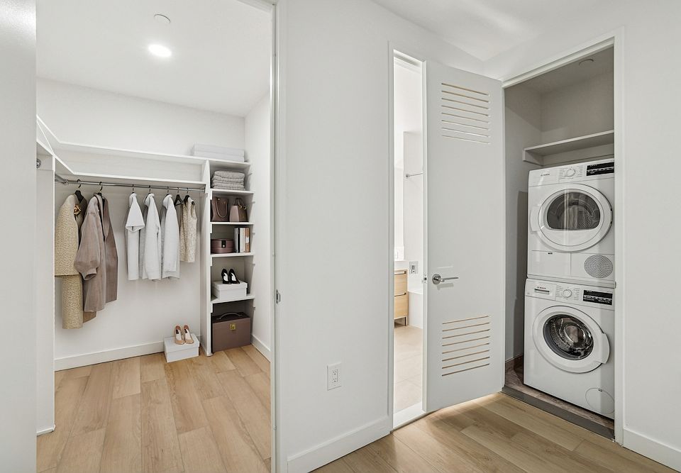 1st image of 20 Broad St #1311