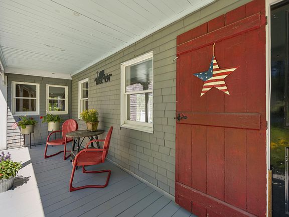 3rd image of 131 Silvers Mills Road