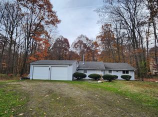 14247 Nash Rd, Burton, OH 44021