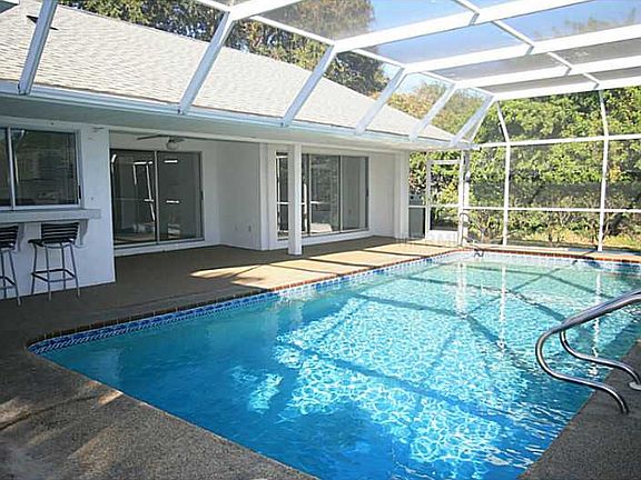 5th image of 1147 Poinciana Rd