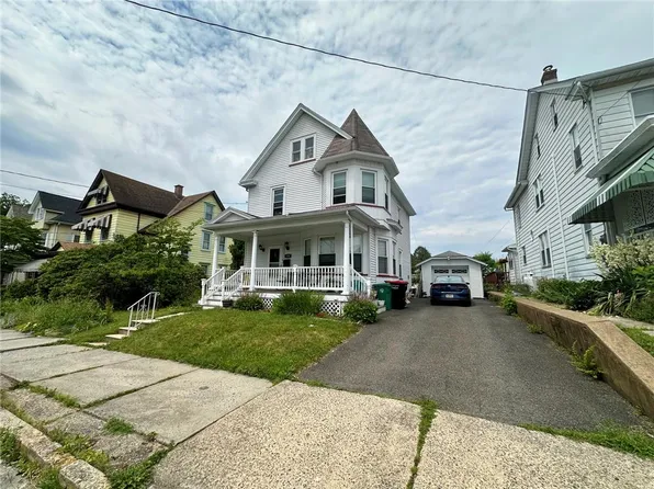 130 S 7th St, Lehighton, PA 18235
