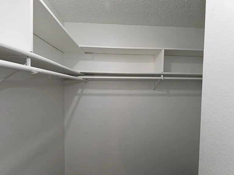 City Summit Apartments — Photo 92