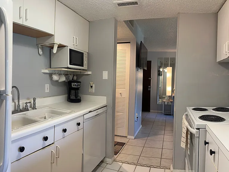 4215 E Bay Dr #1707A — Photo 15