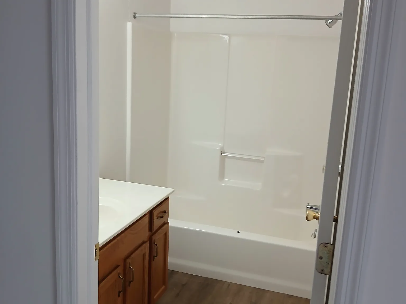 2 bed, 1.5 bath, 1120 sqft, $1,550 — Photo 3