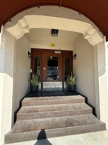 19 Granada Ave #7 Photo 1