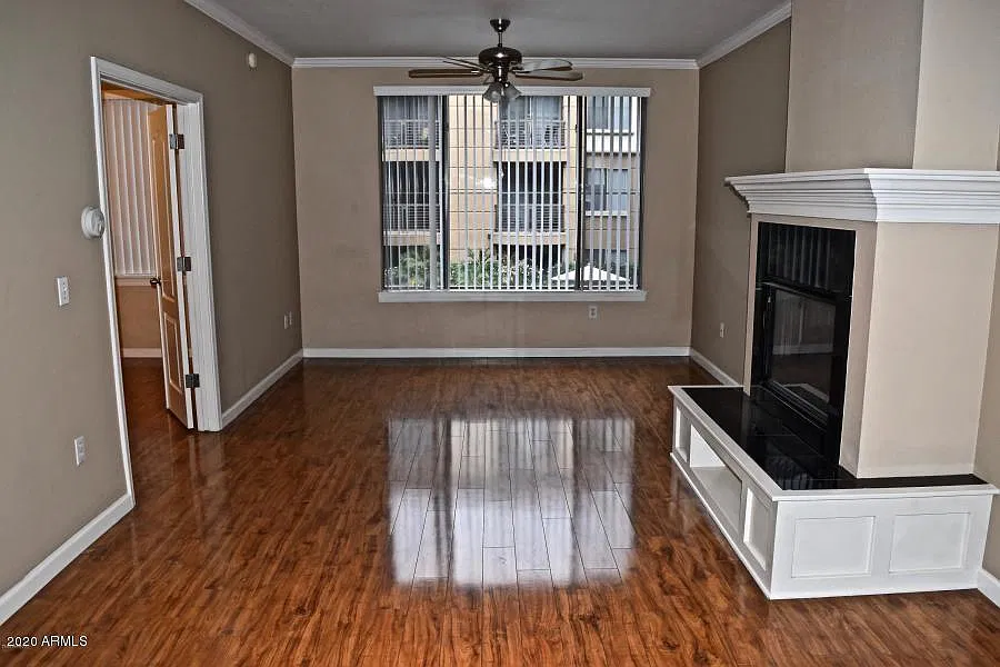 1 bed, 1.0 bath, 746 sqft, $1,425 — Photo 2