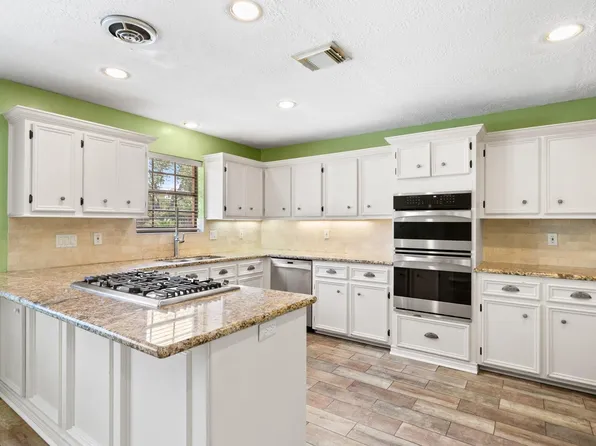 12923 Hunterfield Dr, Cypress, TX 77429