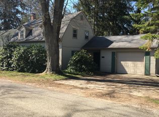133 E Terrace Ave, Lakewood, NY