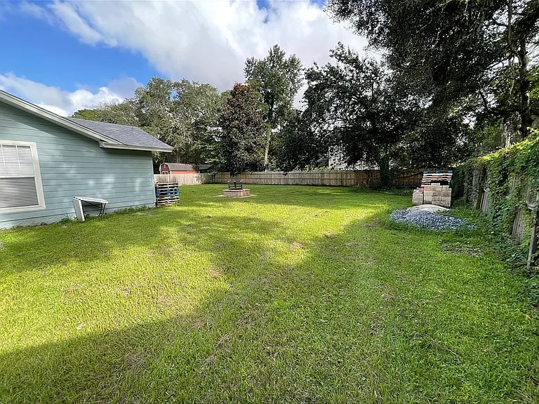 33 Alexander Ct — Photo 6