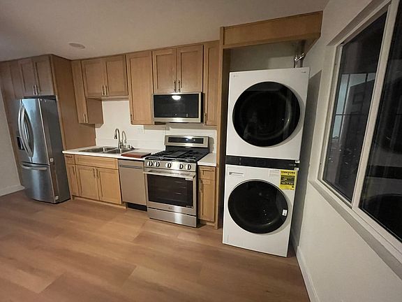 2nd image of 4236 45th St APT 6