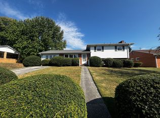 1511 Narcissus St, Salem, VA 24153
