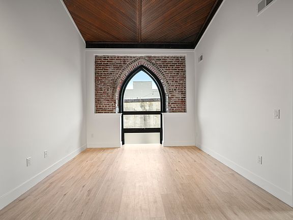 5th image of 1629-37 S 28th St #30