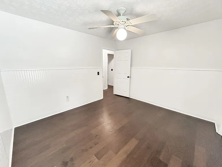 3340 Preakness Ct — Photo 23