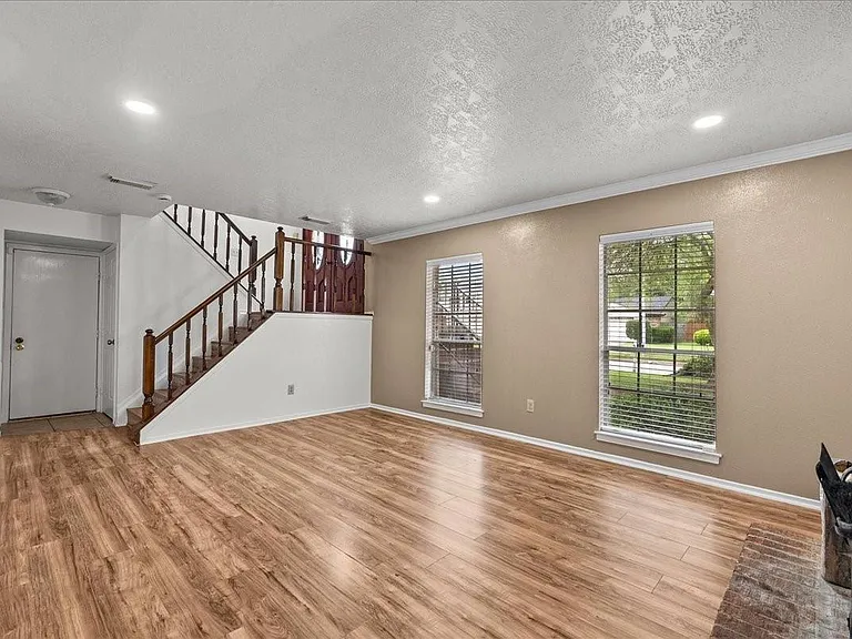 430 W Redway Ln — Photo 12