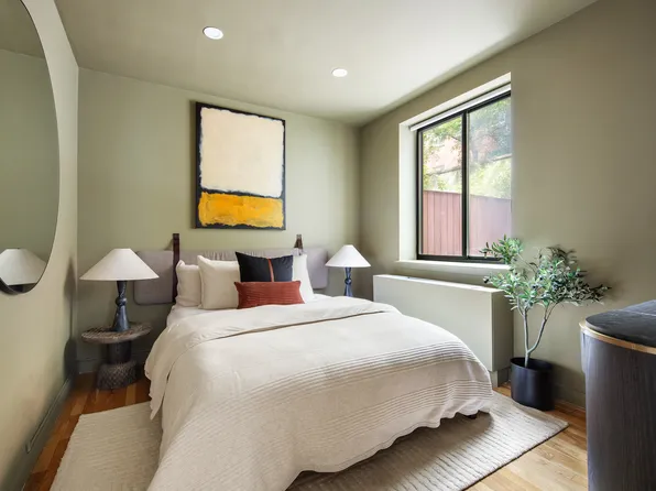 445 West 19th Street image 9 of 10