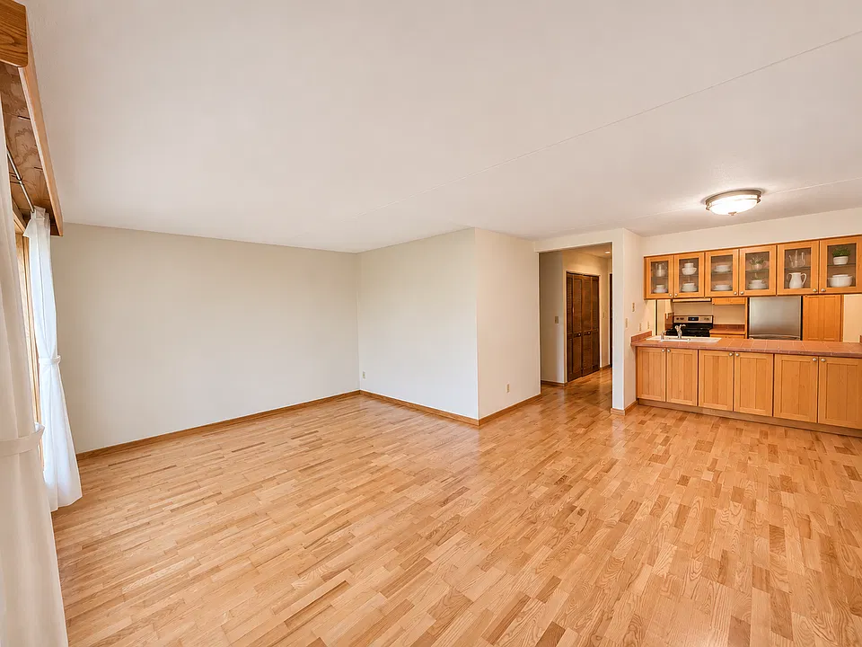 6670 Vernon Ave #409