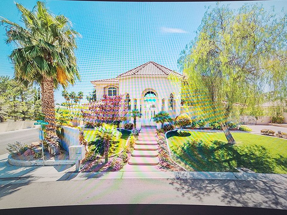 1st image of 8101 Del Cerro Ct