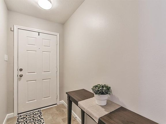 4th image of 13022 Rosemont Park Ln