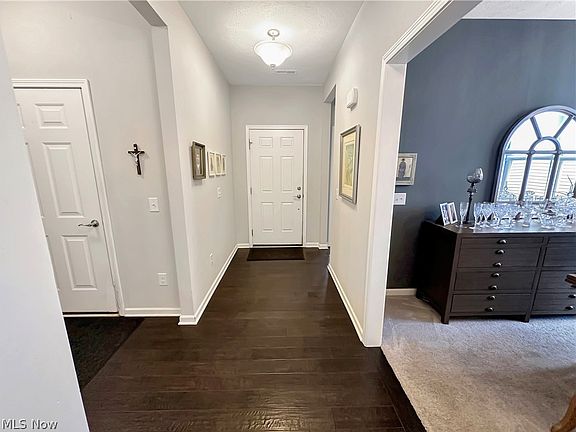 3rd image of 502 Arbor Ln