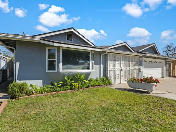 1229 S Arapaho Dr, Santa Ana, CA 92704