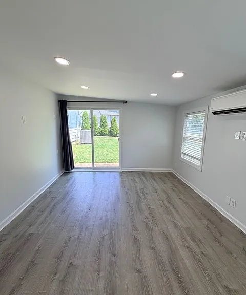 2303 Katherine Ave — Photo 18