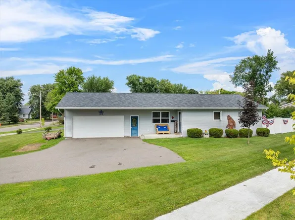 1205 South MAPLE AVENUE, Marshfield, WI 54449