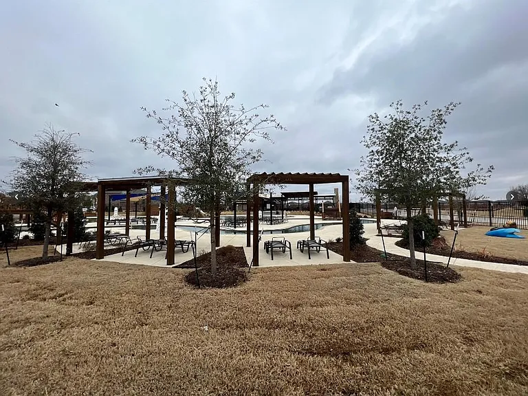 8000 Blue Heron Ln — Photo 22