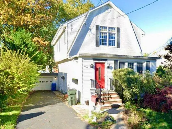 121 Beech St, Fords, NJ 08863