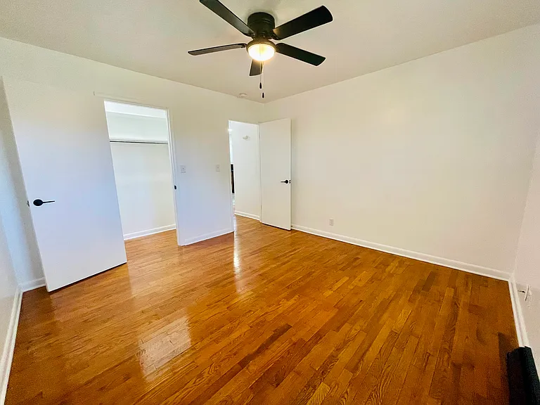 908 S Crutcher Ave #B — Photo 10
