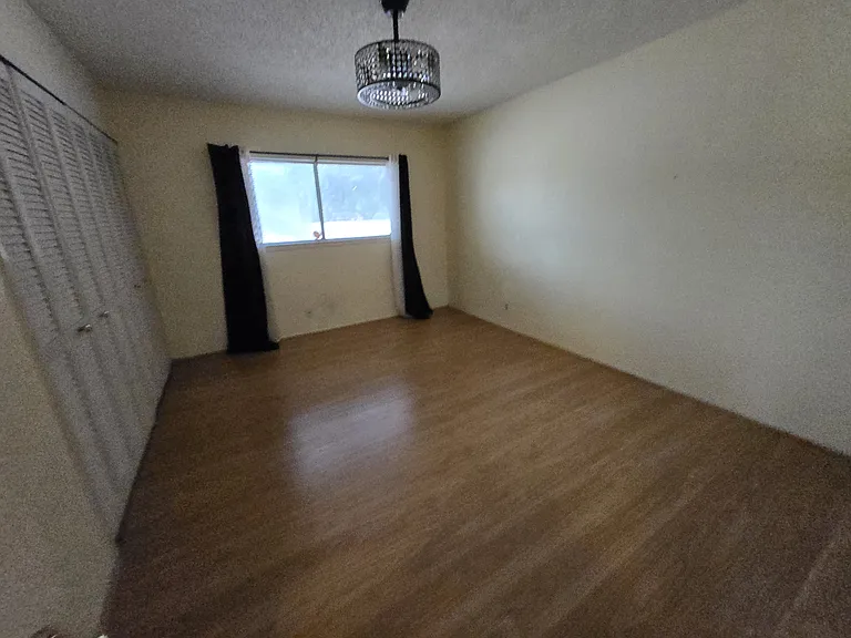 3502 McCormick St — Photo 17