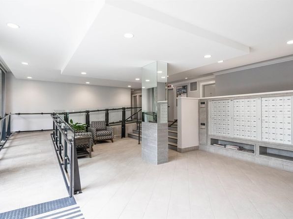 1 bedroom rental in West Vancouver — photo 31