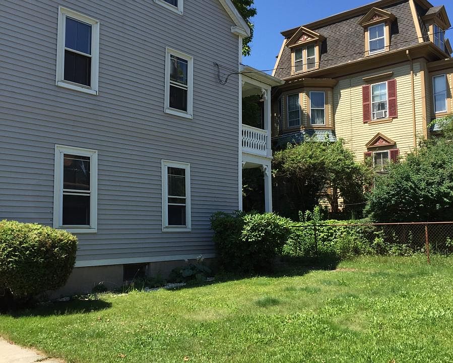 284 Prospect St, Willimantic, CT 06226 Zillow