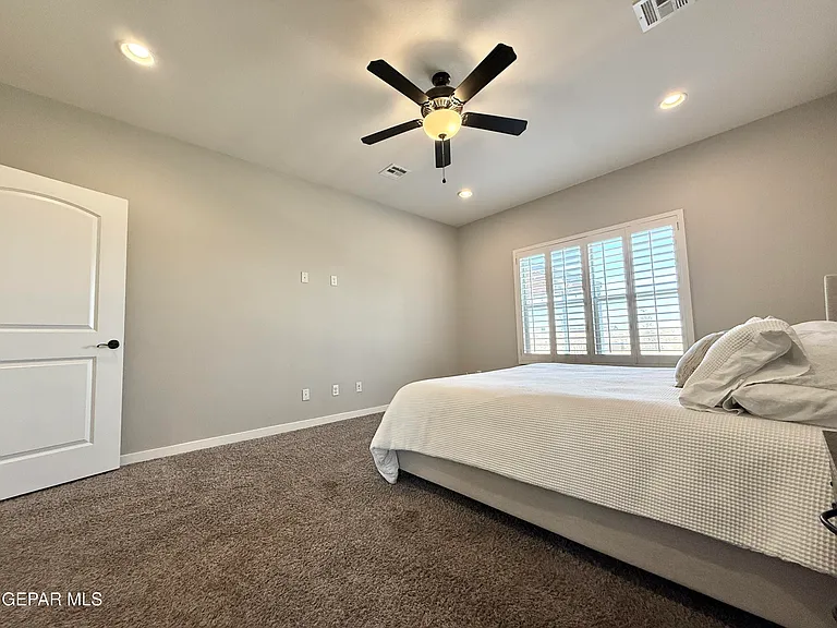 7467 Smugglers Gulch Ct — Photo 37