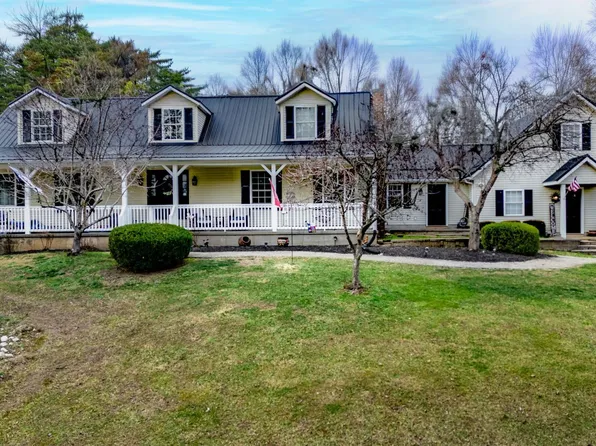 1354 Wolf Run Rd, Patriot, OH 45658