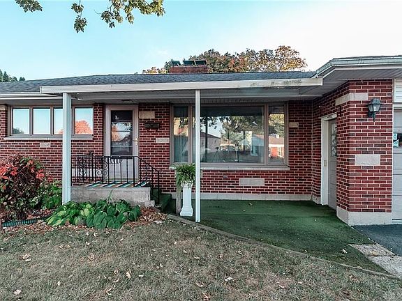 5th image of 102 Philip Dr