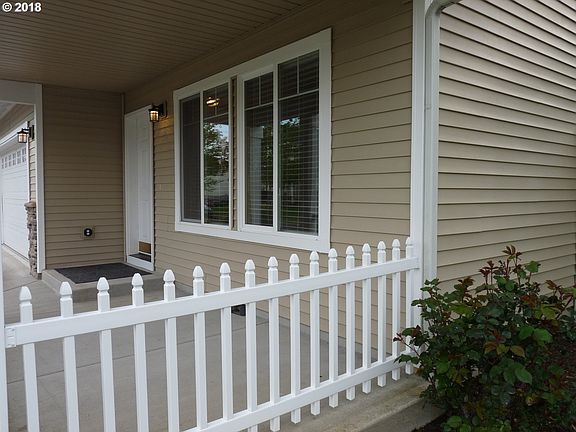 3rd image of 912 NW 21st Ave