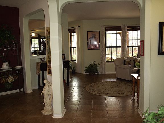5th image of 10305 Grizzly Oak Dr