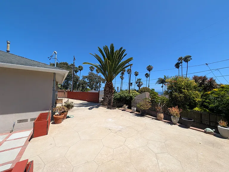1355 Santa Rita Cir — Photo 8