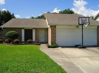 5013 Creekview Dr, La Porte, TX 77571