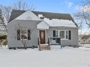 101 S Lincoln Ave, Liverpool, NY 13088